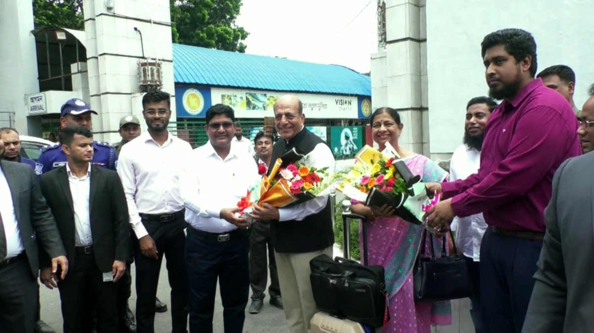 ভারত-বাংলাদেশের শক্তি এক হলে বিশ্বশক্তিতে পরিণত হবে: দীনেশ ত্রিবেদী