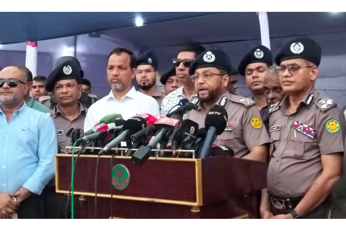 অতিরিক্ত ভাড়া আদায়ের অভিযোগ পেলেই ব্যবস্থা: ডিএমপি কমিশনার