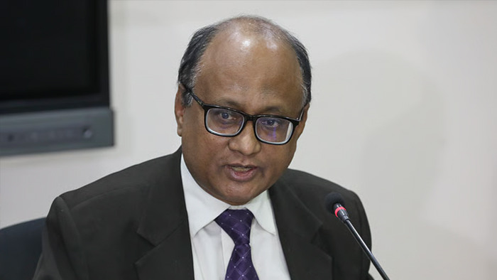 দুদক চেয়ারম্যান ও দুই কমিশনারের পদত্যাগ