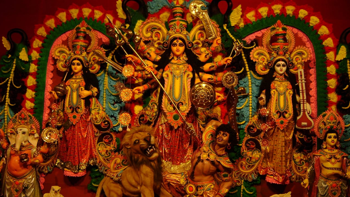 মহাষষ্ঠীতে শারদীয় দুর্গোৎসব শুরু আজ