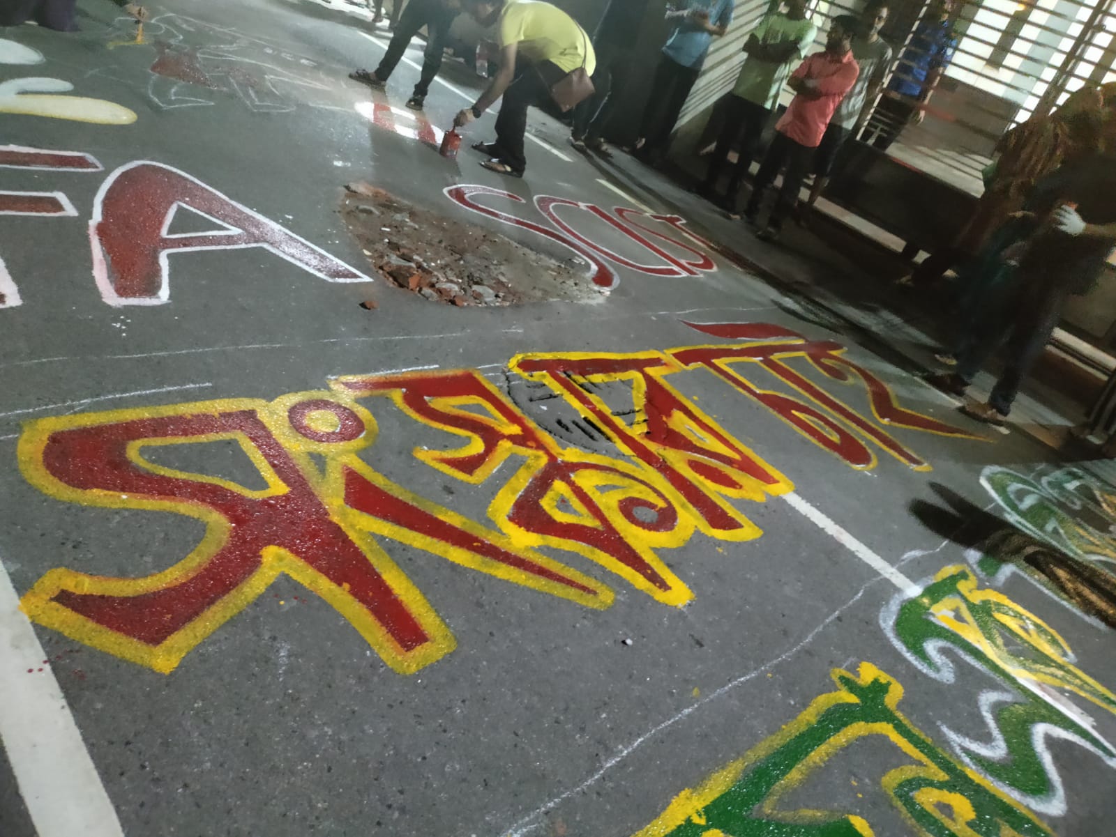 পদত্যাগে বিলম্ব হলে প্রাণহানিসহ জানমালের ক্ষতি বাড়বে: বাম দলসমূহ