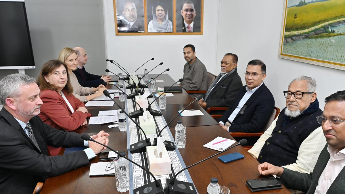 তারেক রহমানের সঙ্গে সাক্ষাৎ ইইউ রাষ্ট্রদূতের