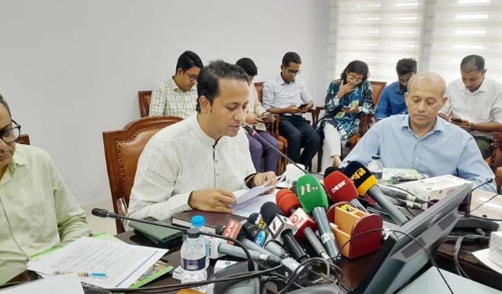 বন্যাকবলিত এলাকায় পরীক্ষা পরে নেওয়া হবে: শিক্ষামন্ত্রী
