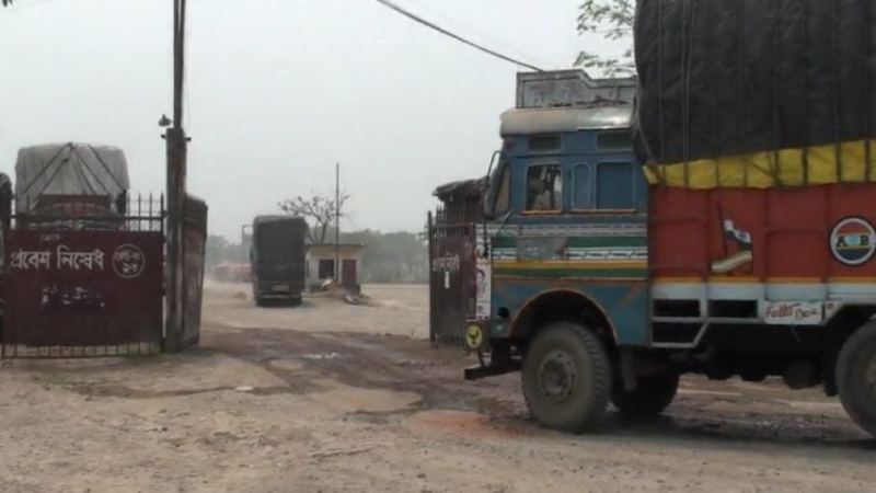 নির্বাচন: দুইদিন হিলি স্থলবন্দর ও একদিন ইমিগ্রেশন চেকপোস্ট বন্ধ