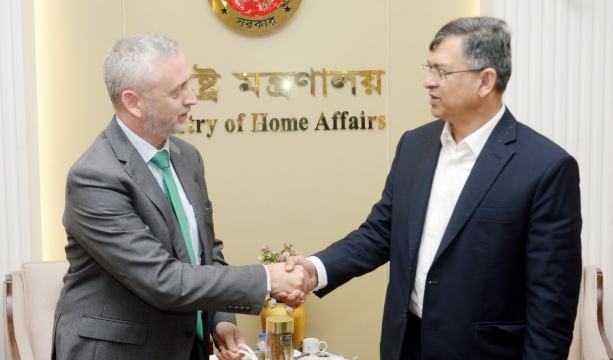 সহযোগিতা জোরদার ও প্রসারিত করতে চাই— স্বরাষ্ট্রমন্ত্রীকে ইইউ রাষ্ট্রদূত