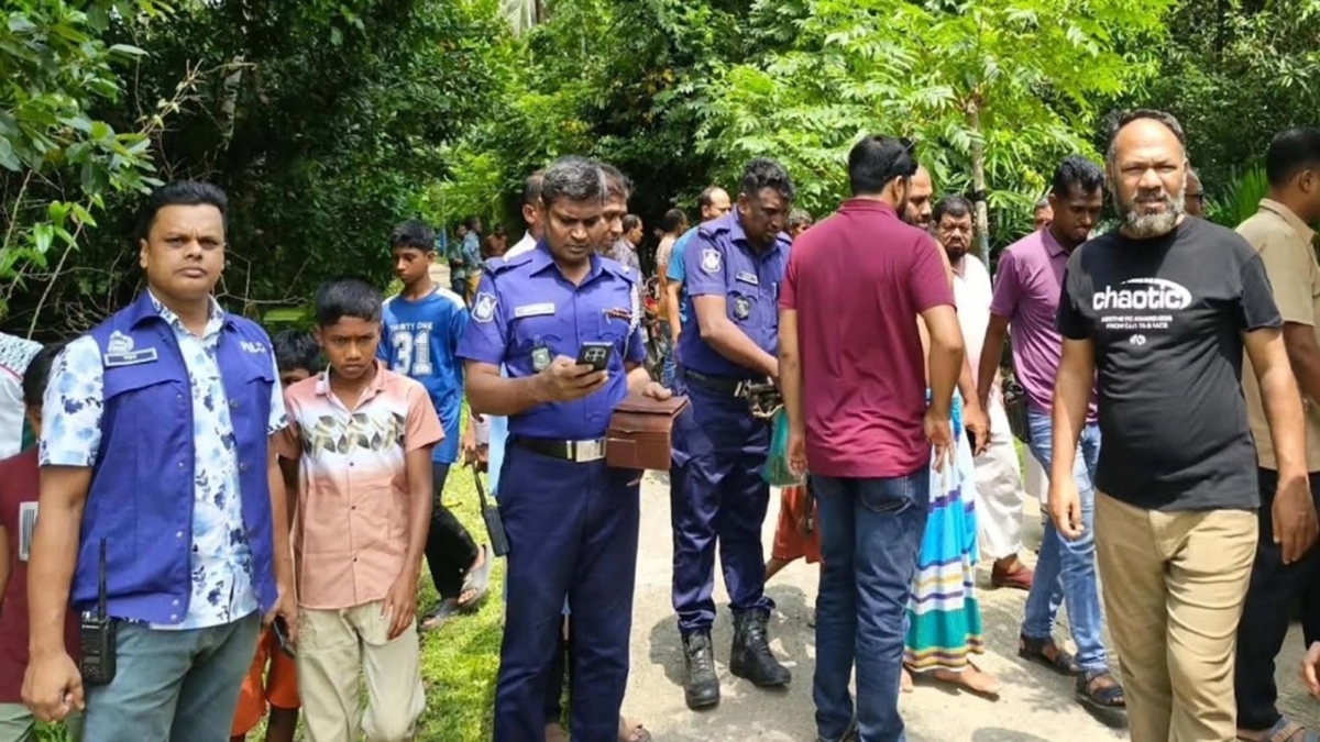 ফকিরহাটে ডাকাতিতে ব্যর্থ, ককটেল ফাটিয়ে পালাল ৬ জনের দল