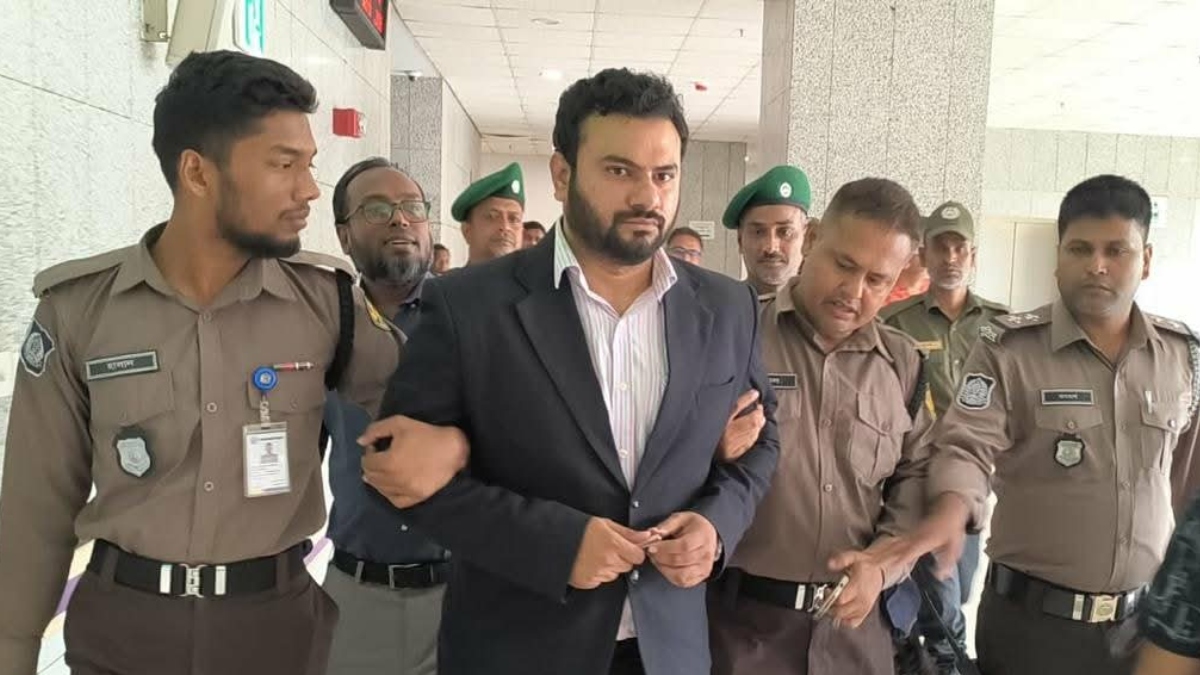 বিএমইউ সুপার স্পেশালাইজডের পরিচালক হতে ভুয়া প্রজ্ঞাপন, তরুণ আটক