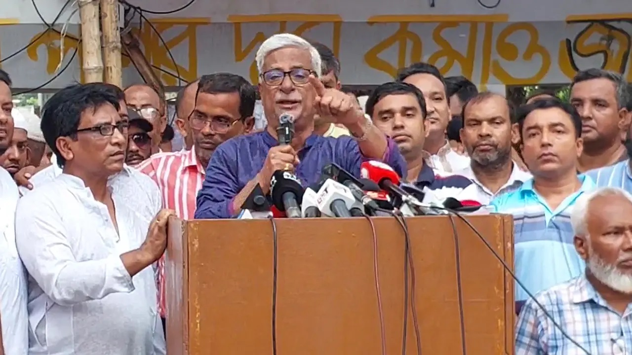 অন্তর্বর্তী সরকারকে অস্থির করার ষড়যন্ত্র চলছে : ফারুক