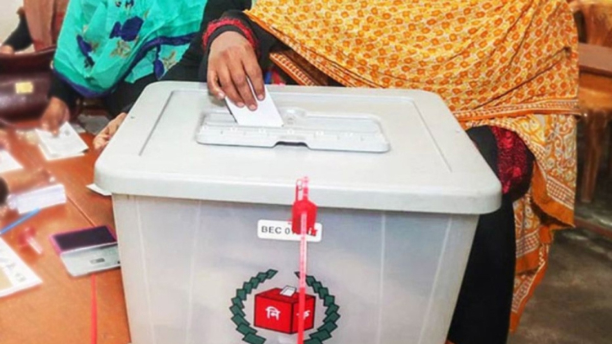 চাঁপাইনবাবগঞ্জে দাঁড়িপাল্লায় ভোট দেওয়ায় স্ত্রীকে তালাক