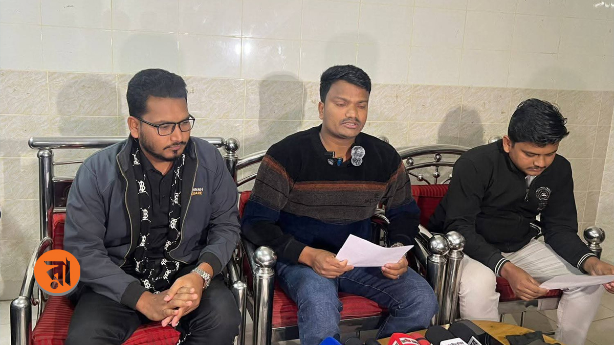 ফেনীতে এনসিপির ৫ নেতার পদত্যাগ