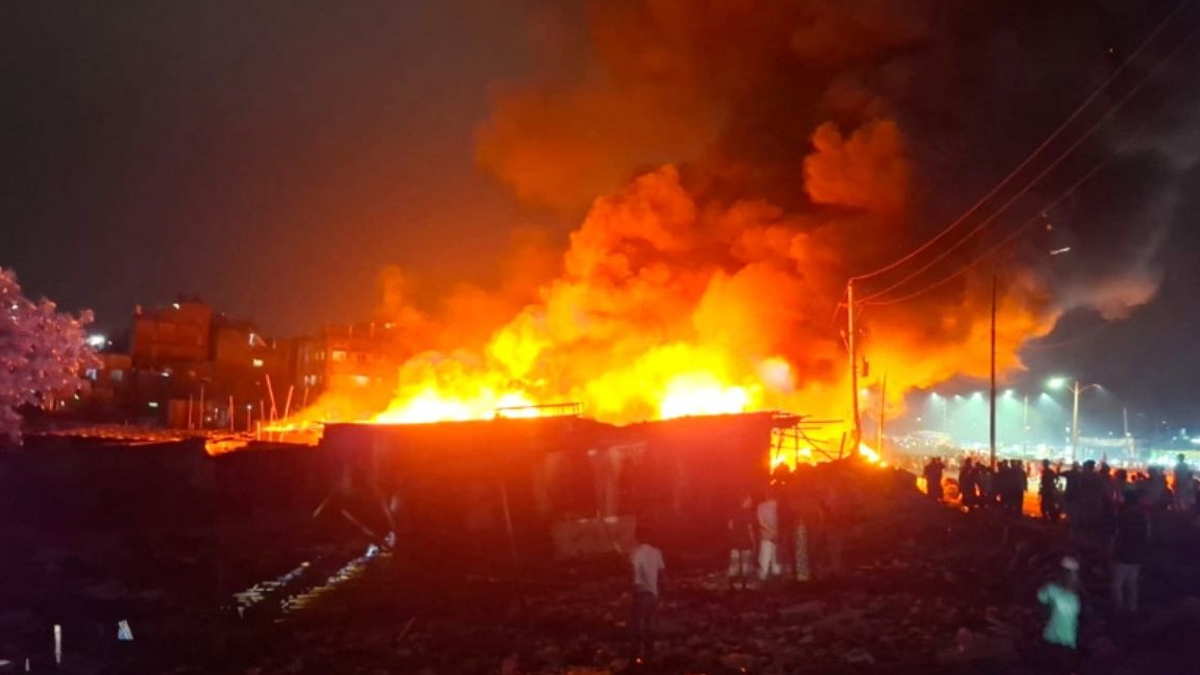 কালশী বস্তিতে আগুন দেওয়ার অভিযোগে গ্রেপ্তার তরুণ কারাগারে