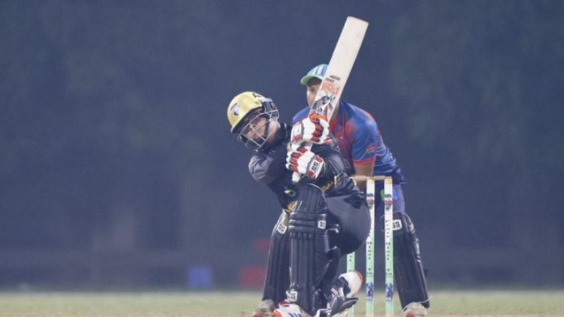 ফ্রস্ট ব্লাস্ট টি-২০: রানার্স-আপ বসুন্ধরা স্ট্রাইকার্স