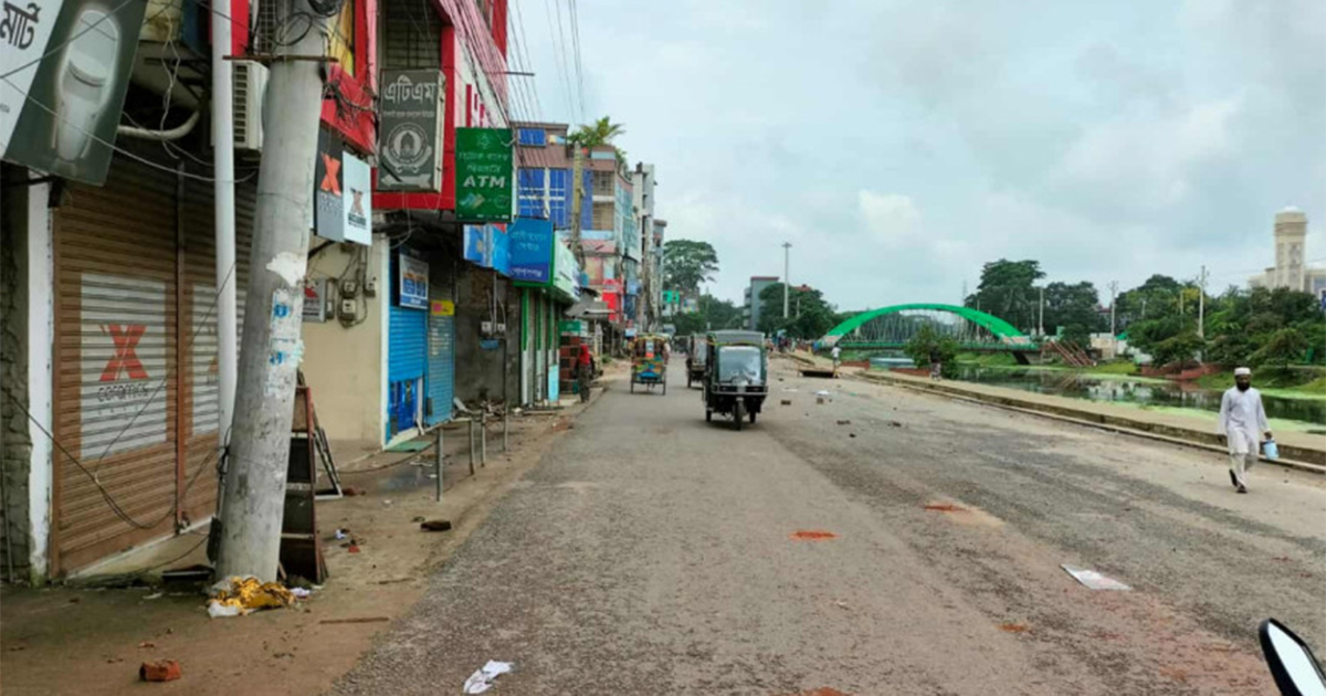 কারফিউ বাড়ল সকাল ৬টা পর্যন্ত, দুর্ভোগে গোপালগঞ্জবাসী