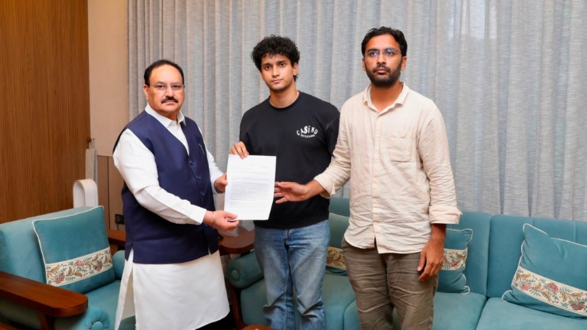 স্বাস্থ্যমন্ত্রীর সঙ্গে ককরোচ পার্টির বৈঠক— ৩ দাবিতে মেলেনি কোনো প্রতিশ্রুতি
