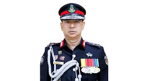 স্ত্রী-কন্যাসহ সাবেক র‍্যাব ডিজি হারুনের দেশত্যাগে নিষেধাজ্ঞা