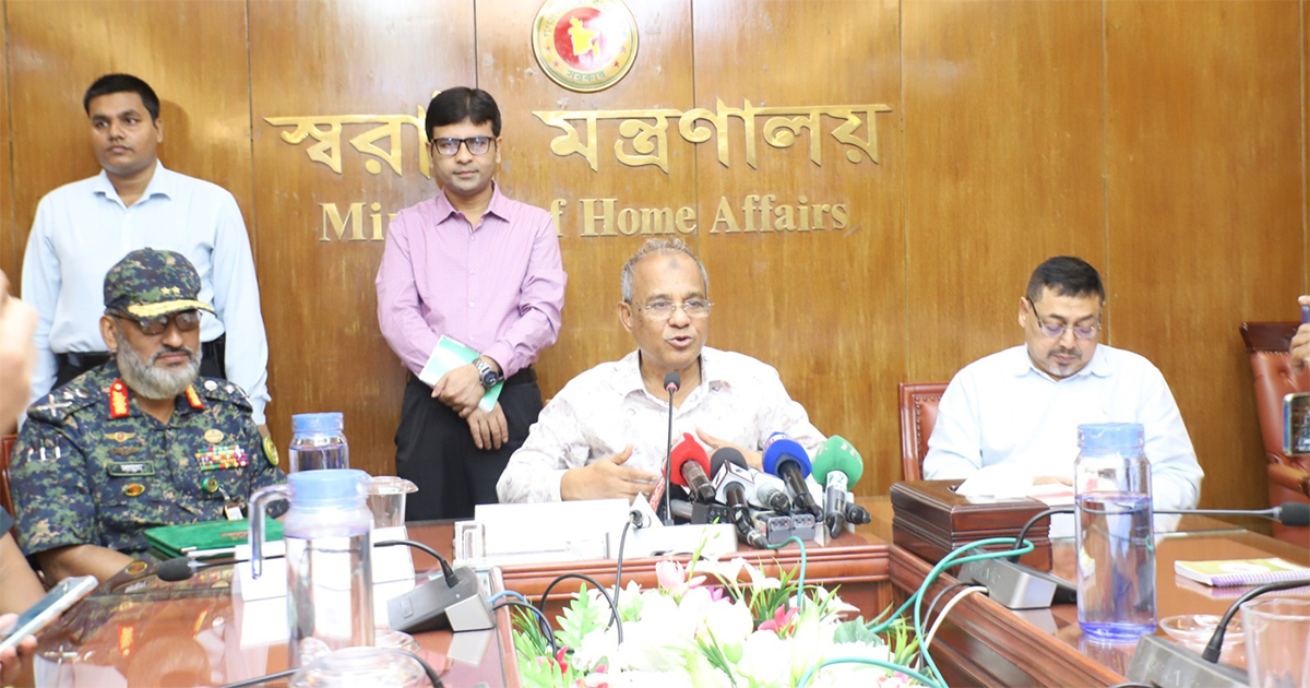 ভোটের আগ পর্যন্ত বিশেষ অভিযান চলবে: স্বরাষ্ট্র উপদেষ্টা