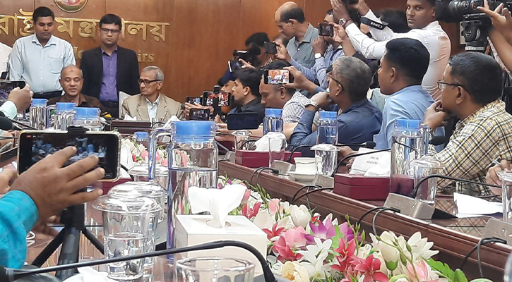 'আদালতের নির্দেশনায় ব্যাটারি রিকশা সমস্যার সমাধান হবে'