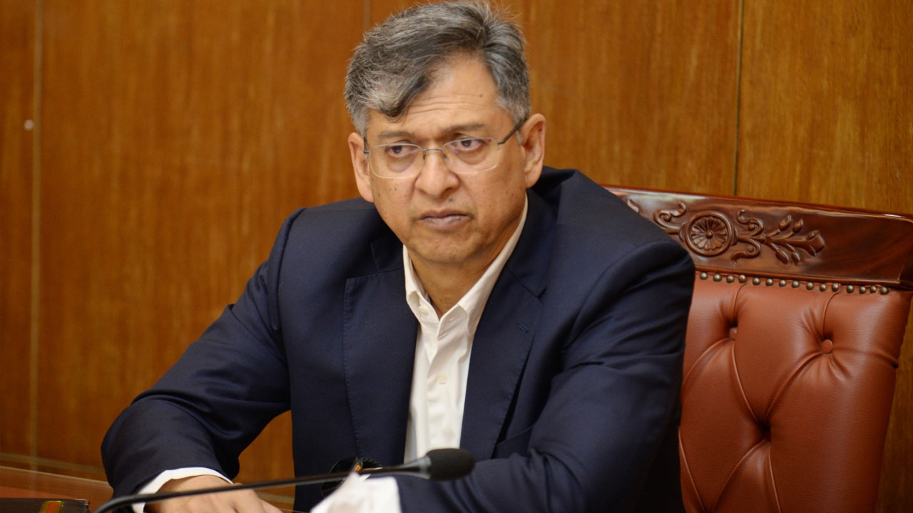 পুলিশসহ অন্যান্য বাহিনীকে জনপ্রত্যাশা পূরণ করতে হবে : স্বরাষ্ট্রমন্ত্রী