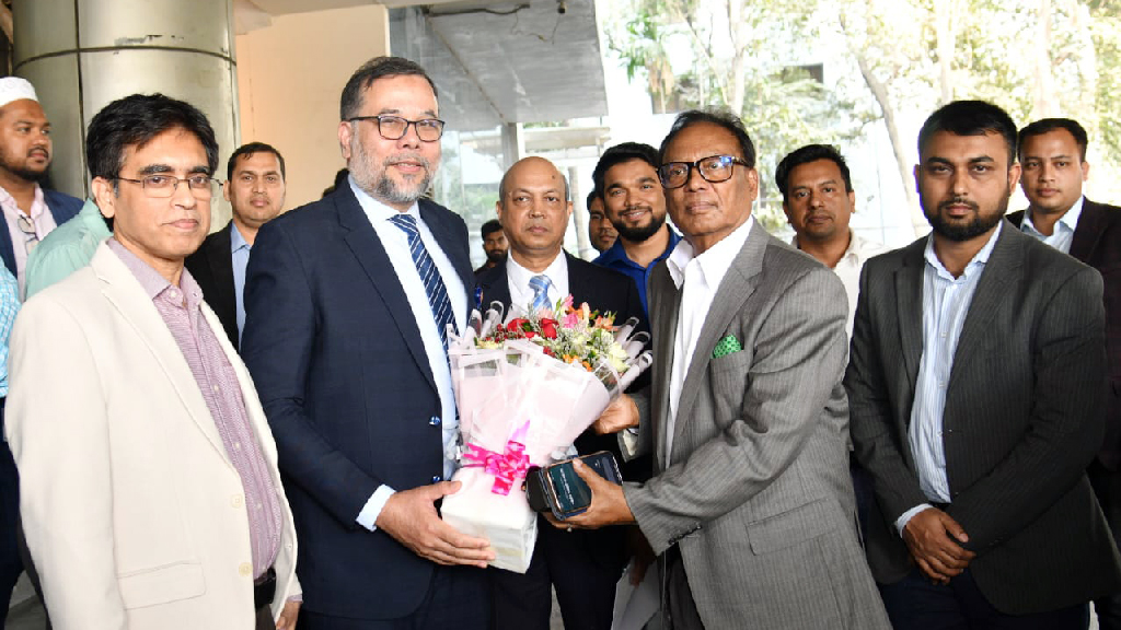 স্বচ্ছতা ও জবাবদিহিই হবে আইসিটি খাতের মূল মন্ত্র: ফকির মাহবুব আনাম