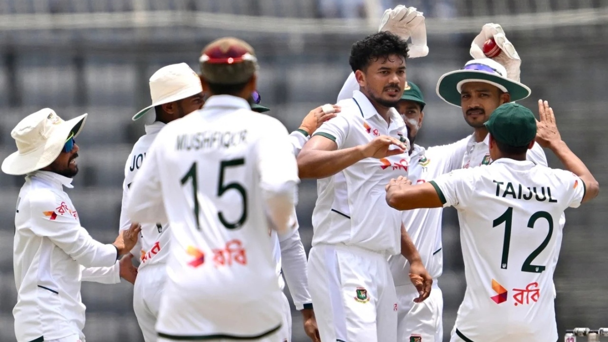 ৫ উইকেট হারিয়ে ধুঁকছে পাকিস্তান, জয়ের সুবাস পাচ্ছে বাংলাদেশ