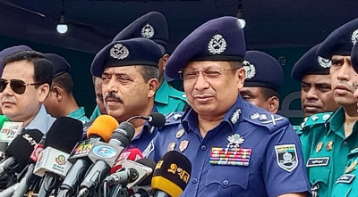 জঙ্গি-সন্ত্রাসীদের চেয়ে এক ধাপ এগিয়ে থাকে পুলিশ: আইজিপি