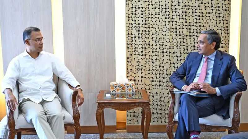 প্রধানমন্ত্রীর সঙ্গে আইএমএফ পরিচালকের সাক্ষাৎ