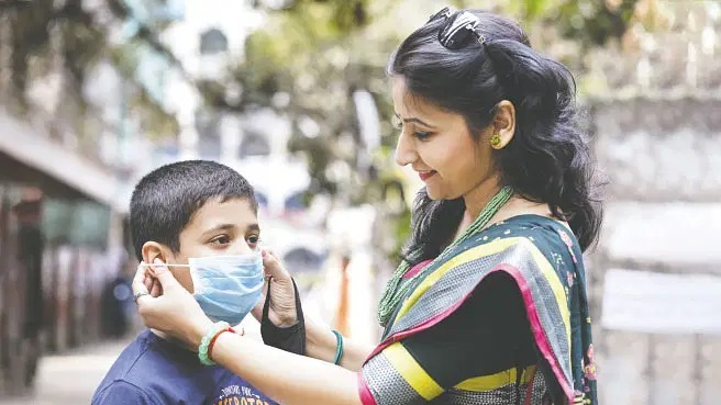 সবাইকে মাস্ক পরার সুপারিশ করোনার পরামর্শক কমিটির
