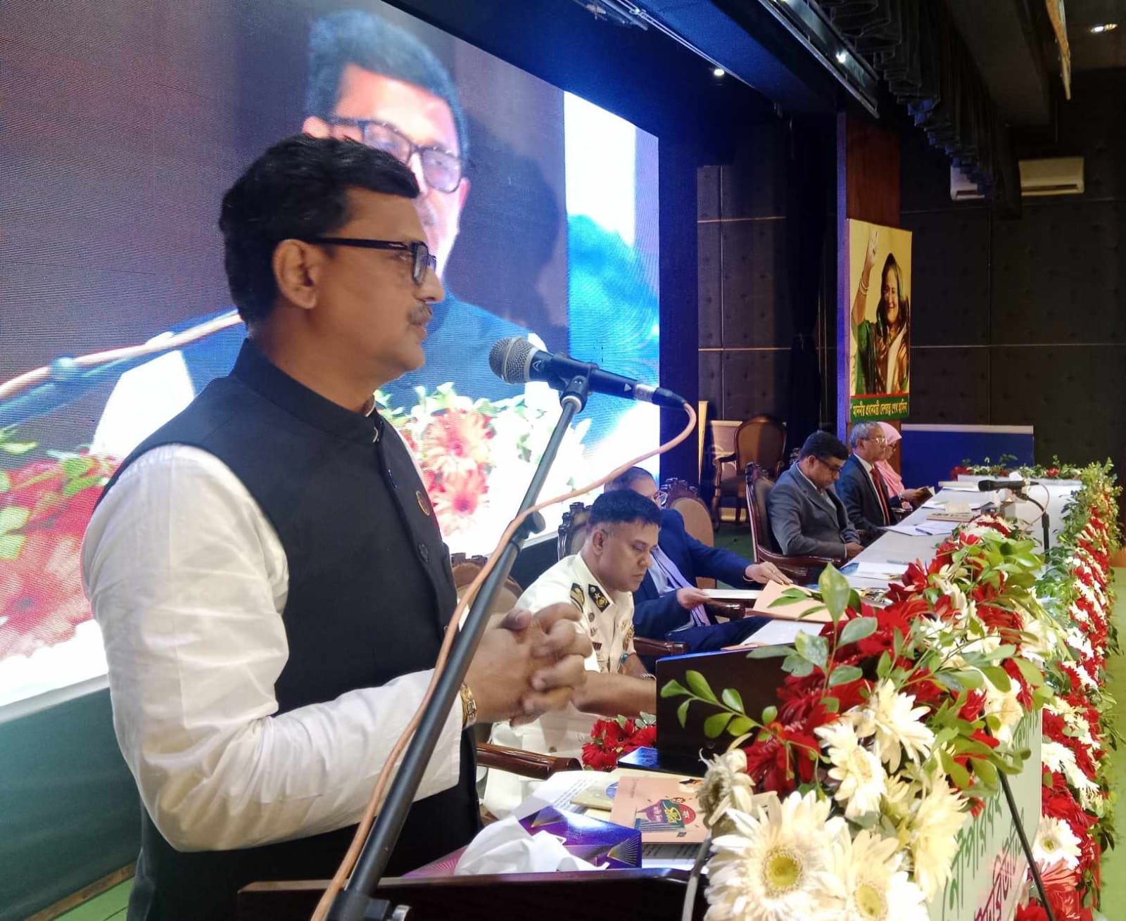 যারা ইন্ডিয়া আউট বলছে, তারা জনগণ থেকে আউট হয়েছে : নৌপ্রতিমন্ত্রী