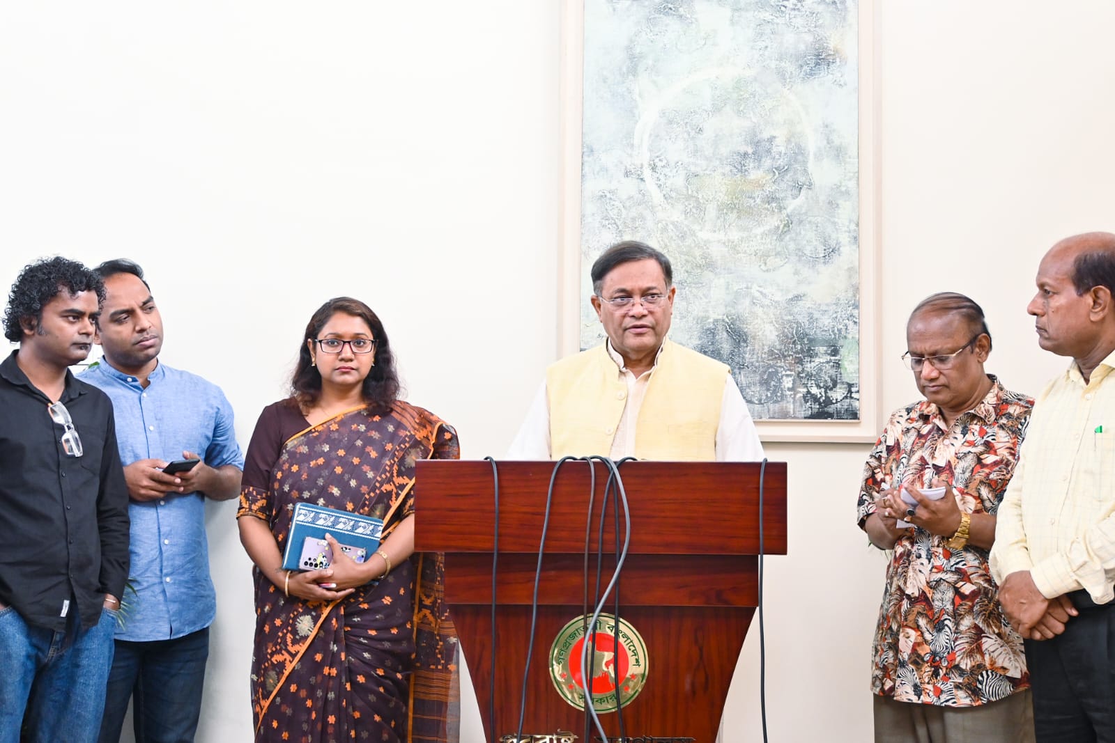 ইসরায়েলির পুরস্কার নিয়ে গণহত্যার পক্ষ নিয়েছেন ড. ইউনূস : পররাষ্ট্রমন্ত্রী