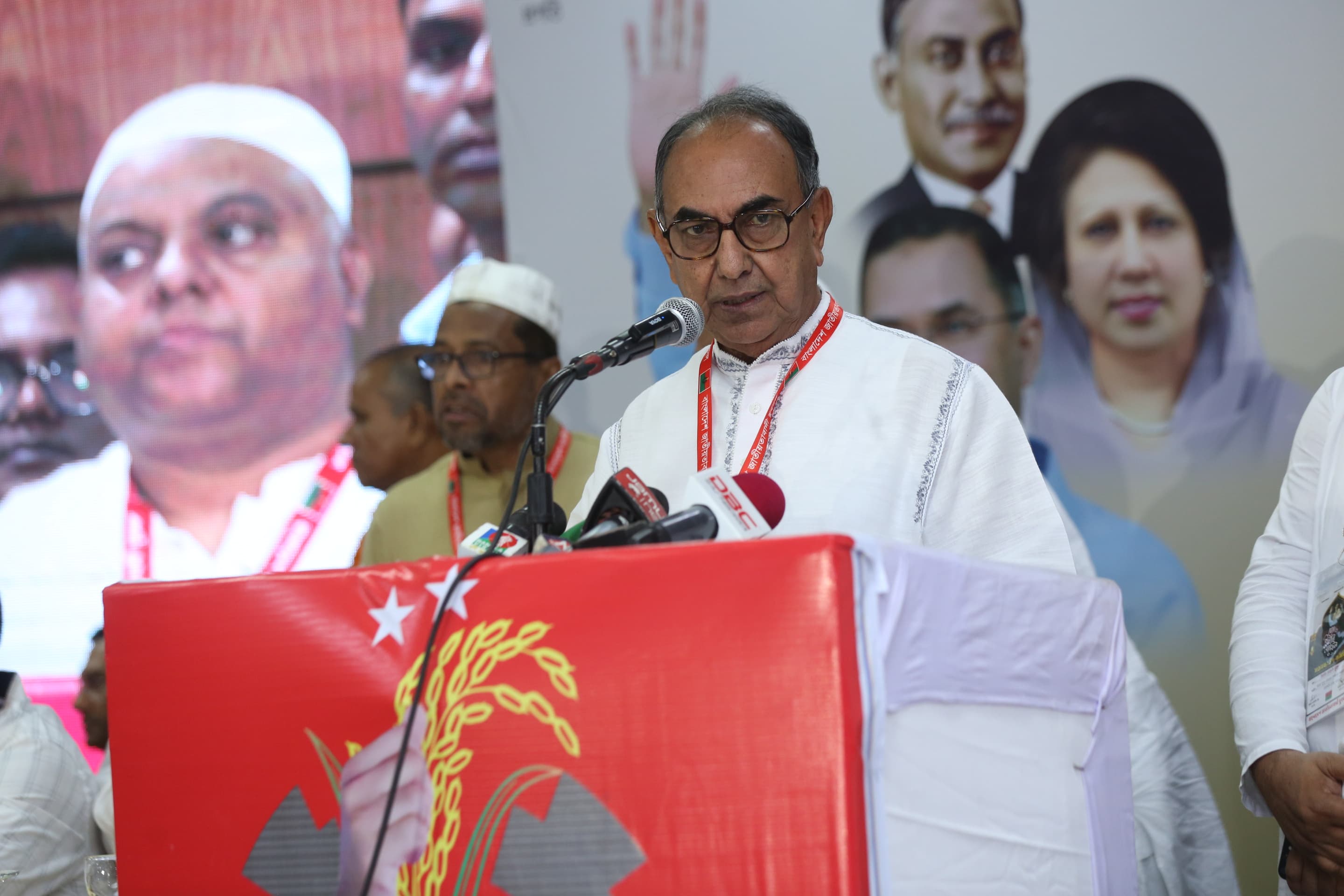 গণতন্ত্রকে লালিত করা খালেদা জিয়াই আজ তিলে তিলে ভুগছেন : আব্বাস