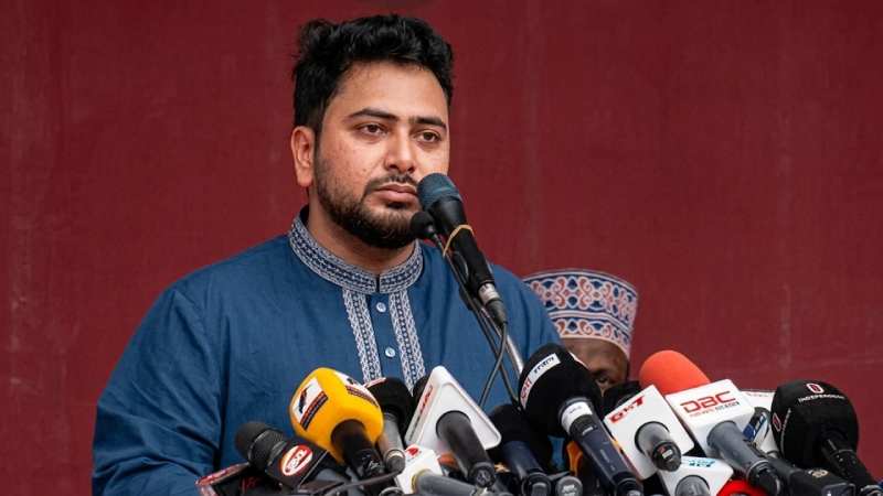 বাধা দিলে ৬ দফা ১ দফায় পরিণত হবে: লংমার্চে নাহিদ ইসলাম