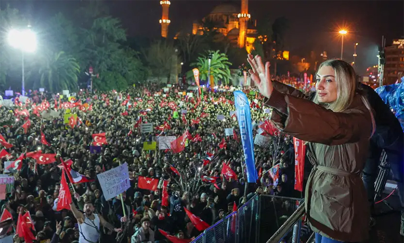 ইস্তাম্বুলের মেয়র কারাগারে, তুরস্ক জুড়ে বিক্ষোভ