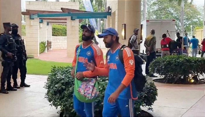 দেশে ফিরতে পারছেন না ভারতীয় ক্রিকেটাররা