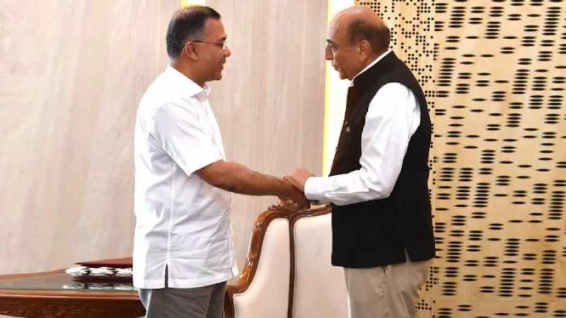 প্রধানমন্ত্রীর সঙ্গে বৈঠকে ভারতীয় হাইকমিশনার