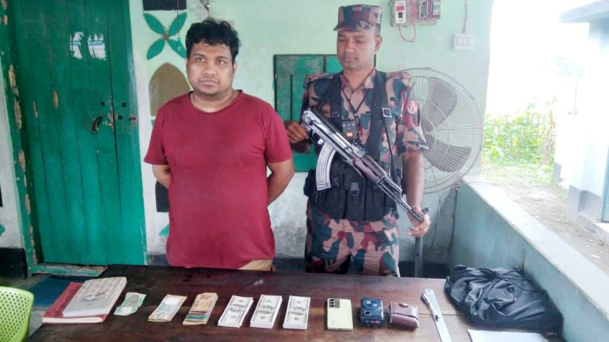 বাংলাবান্ধায় ২৫ হাজার ডলারসহ ভারতীয় নাগরিক আটক