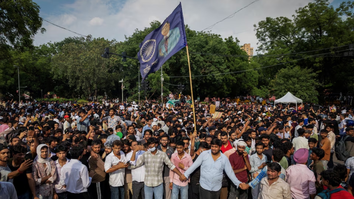 শিক্ষায় সংকট, বেকারত্বের হতাশা— জিডিপি বাড়লেও ফুঁসছে ভারতের তরুণরা