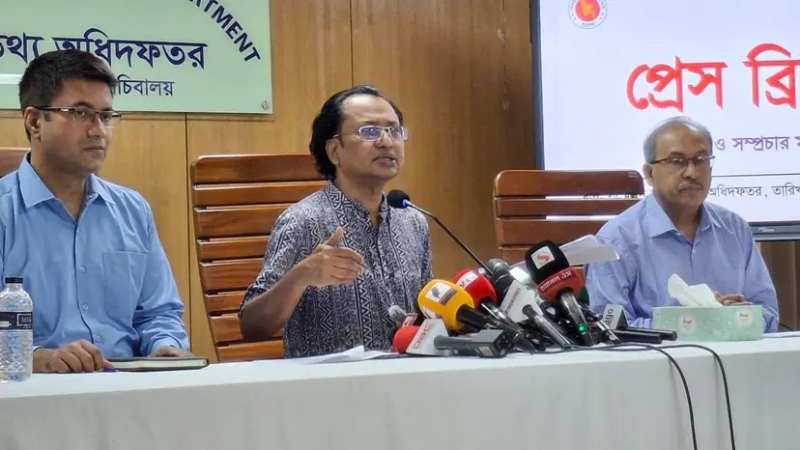স্বল্প সময়ের মধ্যেই কমবে লোডশেডিং: তথ্য উপদেষ্টা