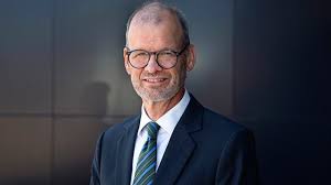 গত এক দশকে বাংলাদেশে অর্ধেক তরুণ চাকরি পাননি : বিশ্বব্যাংক