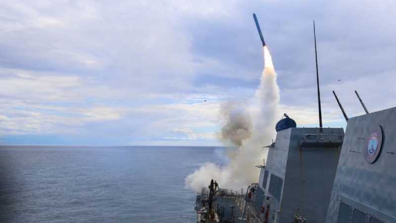 ইরানে হামলা: ১৭ রণতরি ধ্বংসের দাবি সেন্টকম প্রধানের