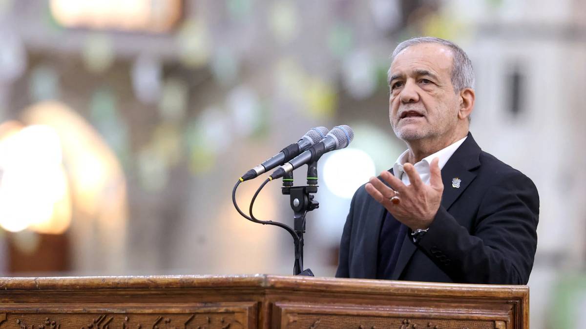 শত্রুকে ১ ইঞ্চি জমিও দখল করতে দেবো না: পেজেশকিয়ান