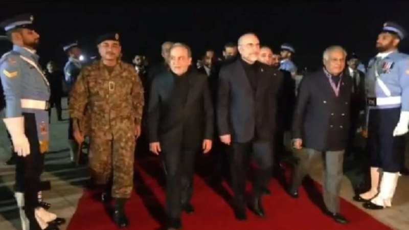 স্পিকার গালিবাফের নেতৃত্বে ইরানি প্রতিনিধিদল পাকিস্তানে পৌঁছেছে