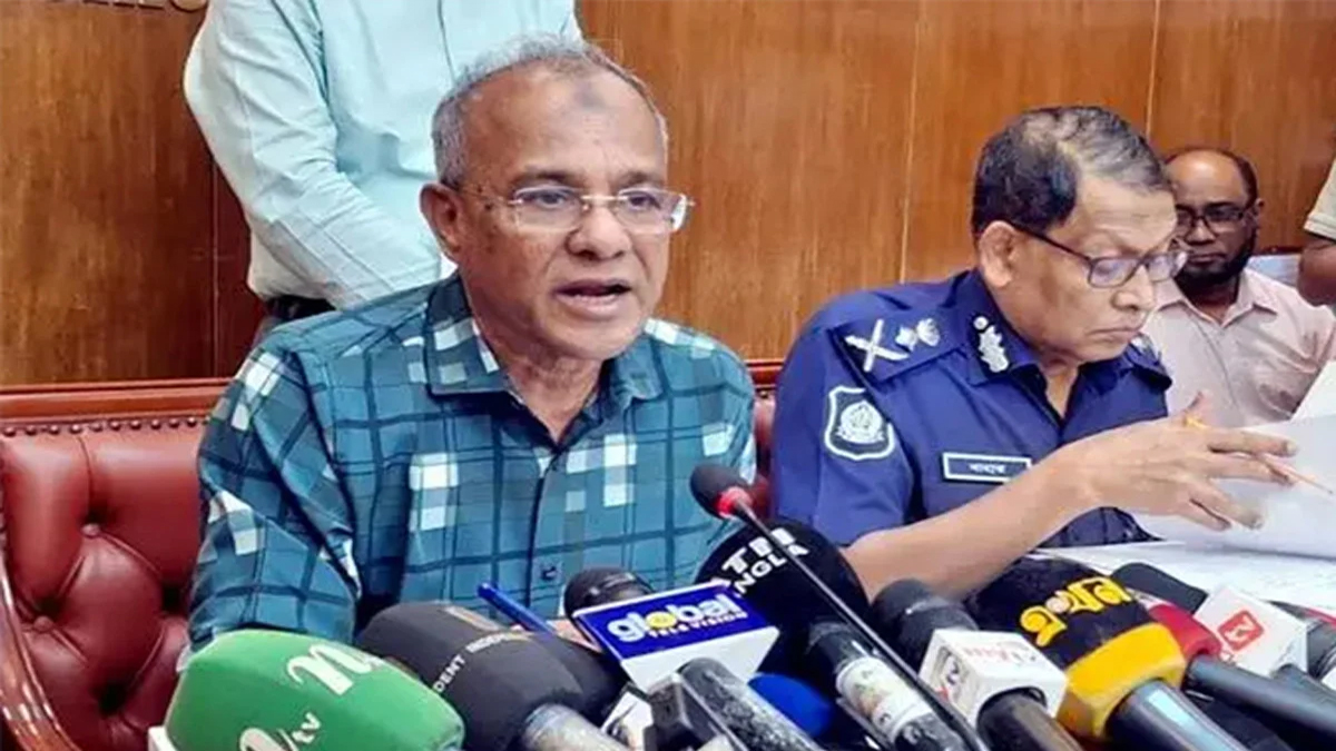 নির্বাচনের আগে আইনশৃঙ্খলা পরিস্থিতি ভালো করার চেষ্টা চলছে : স্বরাষ্ট্র উপদেষ্টা