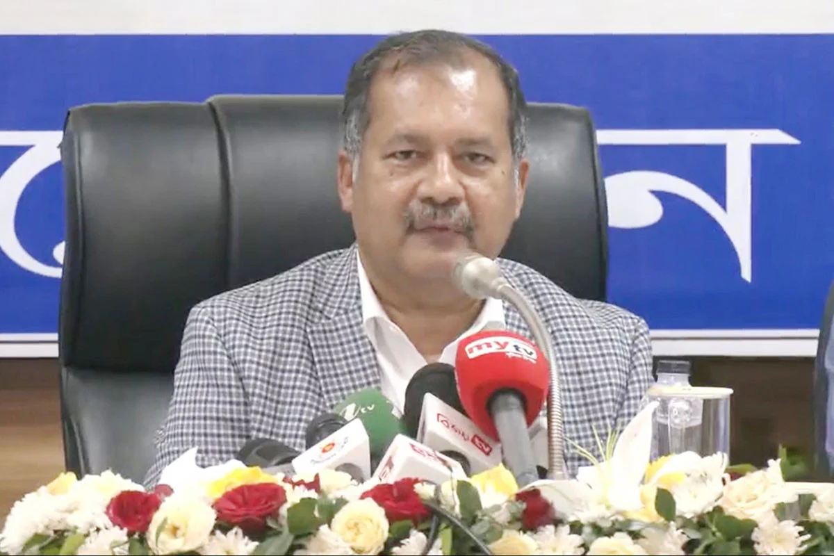 'আপনারাই দেশের মালিক, আমরা আপনাদের সেবক বা মন্ত্রী হিসেবে কর্মচারী'