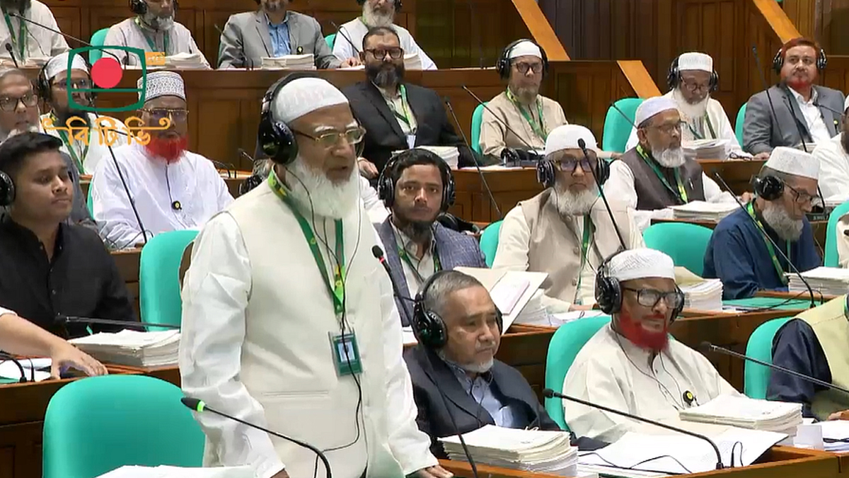 বিরোধী দলের আপত্তিতে নাম বাড়ল শোক প্রস্তাবে