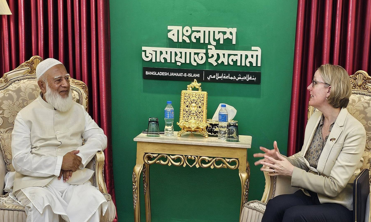 জামায়াত আমিরের সঙ্গে বৃটিশ হাইকমিশনারের সাক্ষাৎ