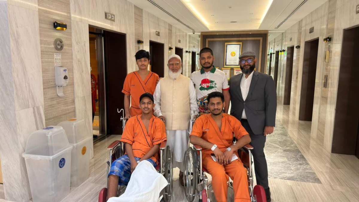 ব্যাংককে চিকিৎসাধীন জুলাই যোদ্ধাদের পাশে জামায়াত আমির