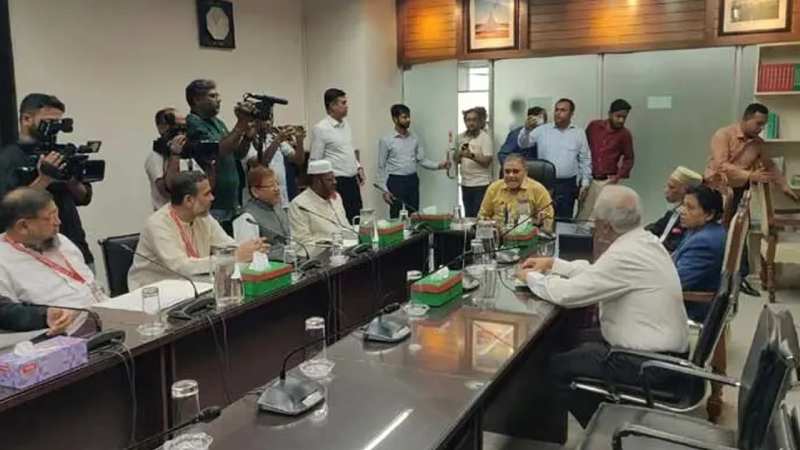 ইসির সঙ্গে বৈঠকে জামায়াতের প্রতিনিধি দল