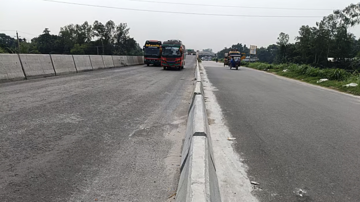 দীর্ঘ ভোগান্তির পর যানজটমুক্ত যমুনা সেতুর পশ্চিম সংযোগ মহাসড়ক