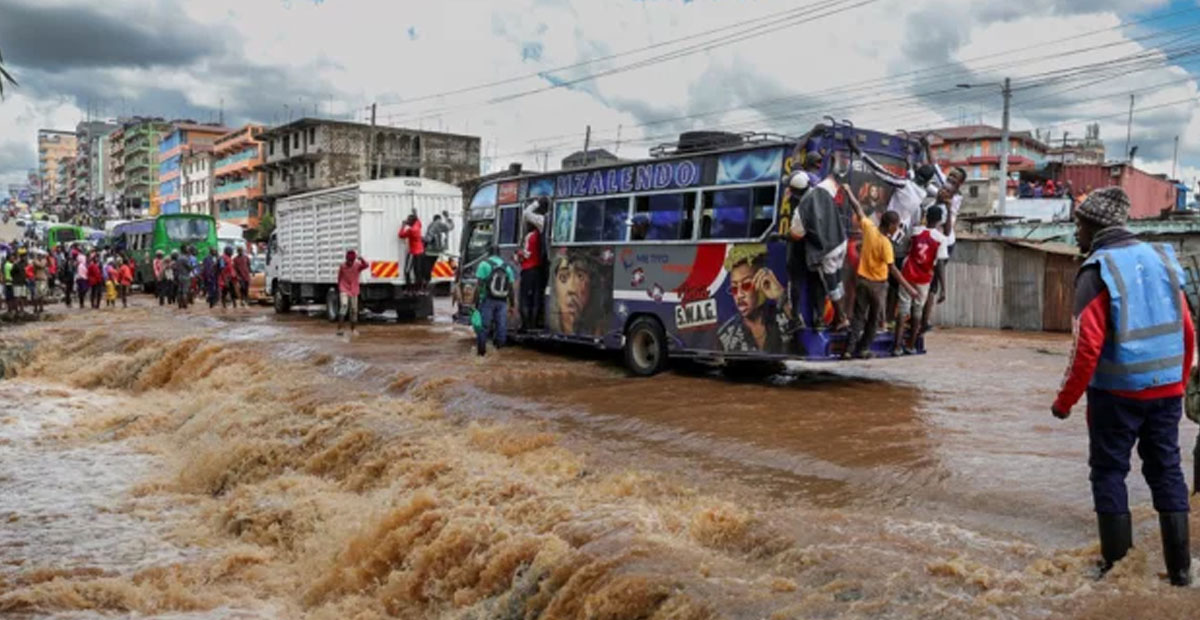 কেনিয়ায় বৃষ্টি-বন্যায় মৃত বেড়ে ১৬৯