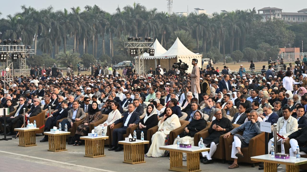 খালেদা জিয়া সত্যিকার অর্থেই মানুষ ও দেশের নেতা হয়ে উঠেছিলেন